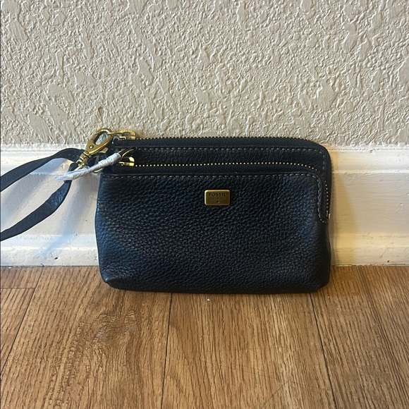 FOSSIL Black Polished Pebbled Leather Double Corner Zip Wristlet - Picture 2 of 9